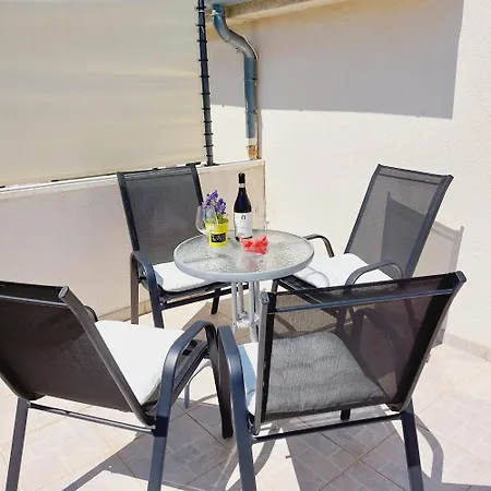 Apartament Lavanda *